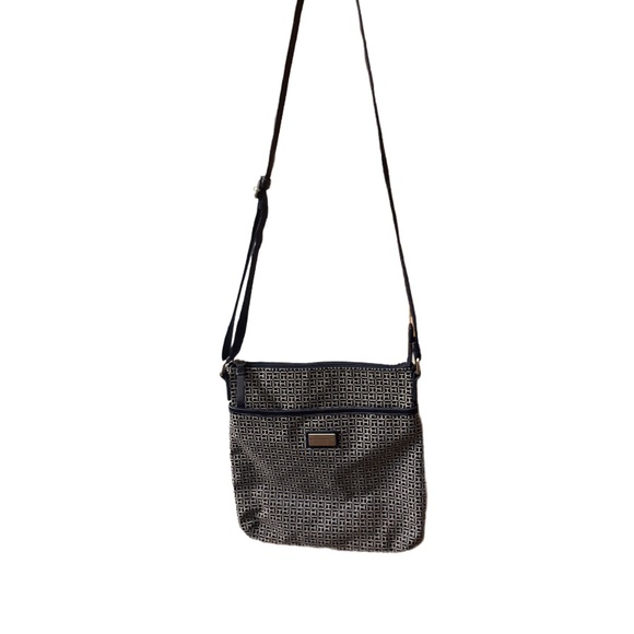Tommy Hilfiger Signature Navy and White Crossbody Bag - Picture 2 of 14